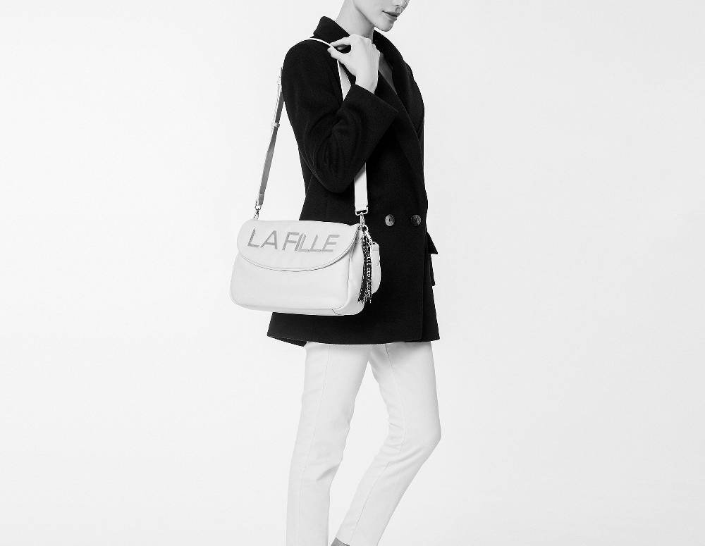 L.Pucci Odette Metal Logo Line Black Soddisfazione Garantita