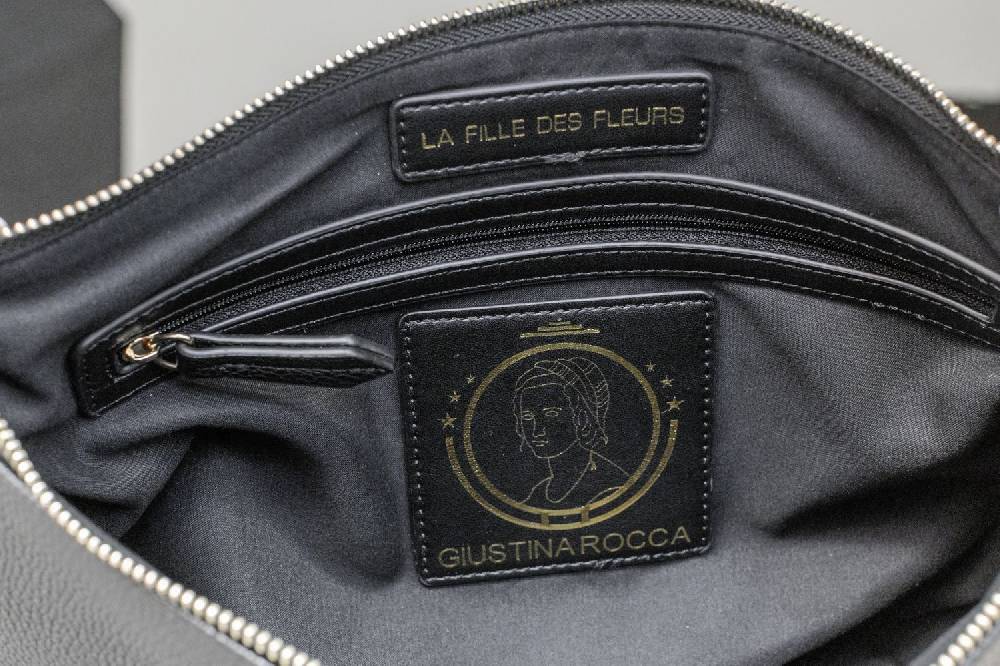 L.Pucci LAFILLE for GIUSTINA ROCCA "Gender equality and violence against women" Shopping Online