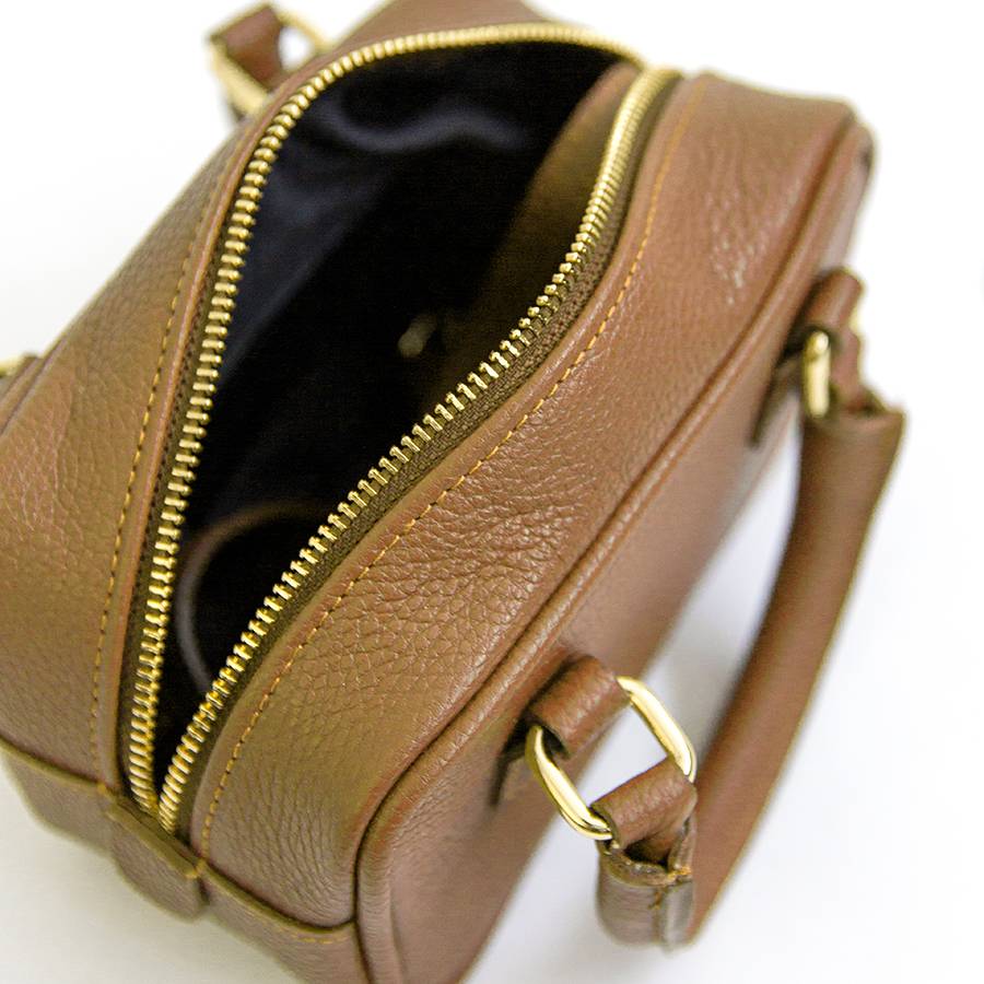 Laura Di Maggio NENA – Miny bauletto in pelle cuoio Fino Al -60%