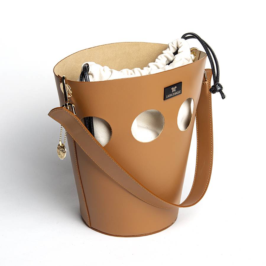 Laura Di Maggio NOAH BUCKET – Borsa in pelle elegant traforata cuoio Sconto