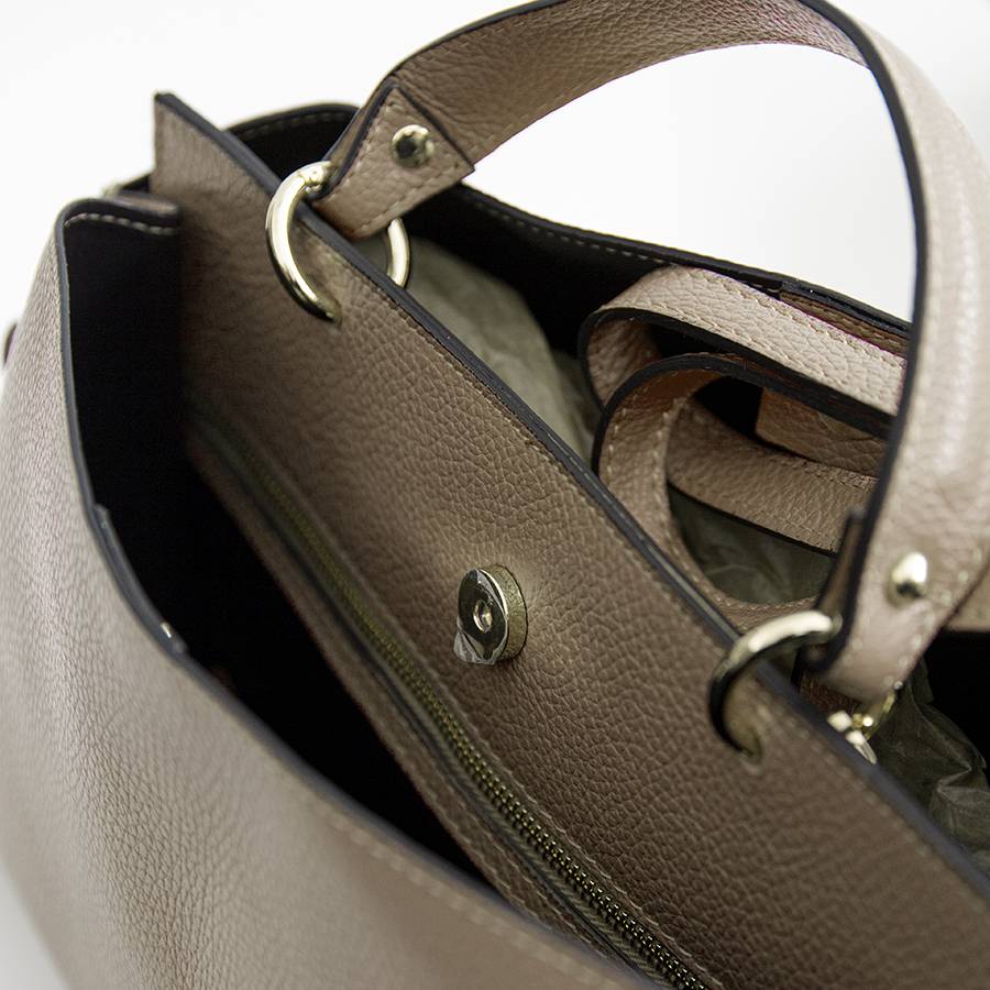 Laura Di Maggio ALEXA – borsa strutturata in pelle dollaro taupe 2025