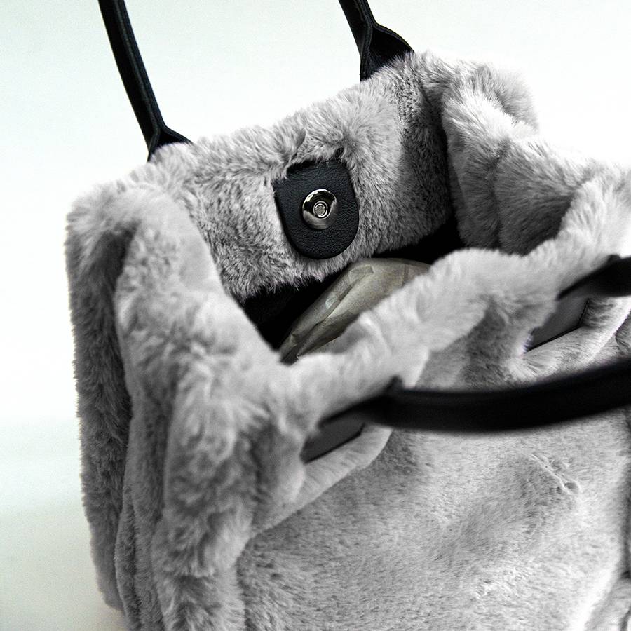 Laura Di Maggio TRUDY BIG – shopping in ecopelliccia grigia Saldi Di Fabbrica