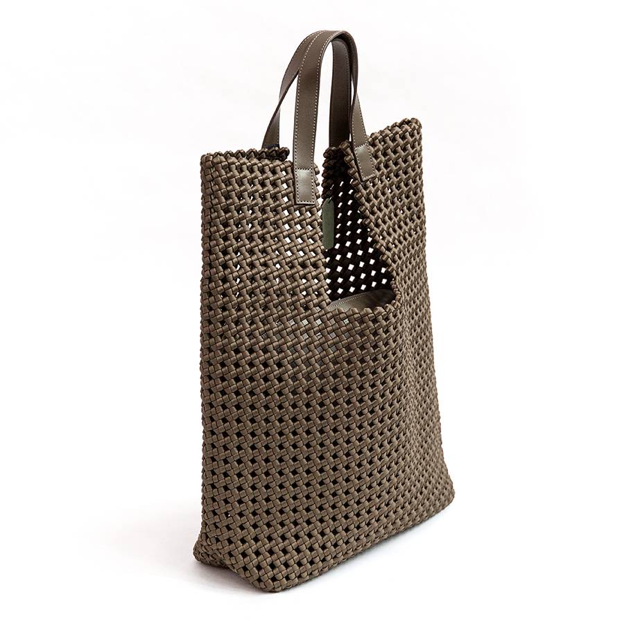 Laura Di Maggio KENDRA – Borsa intrecciata in raso taupe Affare Del Giorno
