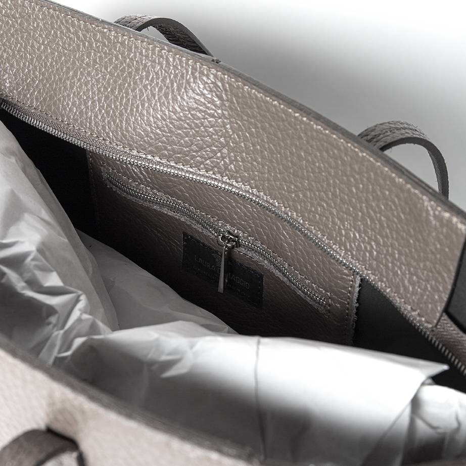 Laura Di Maggio MARGÒ – Shopper in pelle dollaro taupe 2025