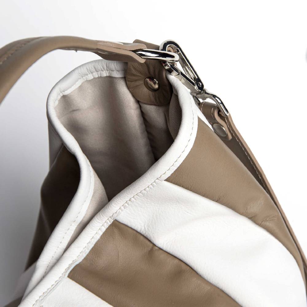 Laura Di Maggio TESSA SMALL – Sacca in pelle nappa trapuntata taupe Qualità