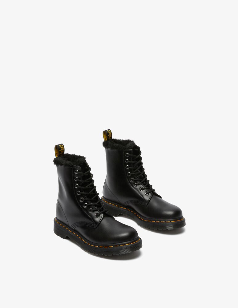 Dr. Martens Stivali 1460 serena con rivestimento in pelliccia sintetica Vendita Calda