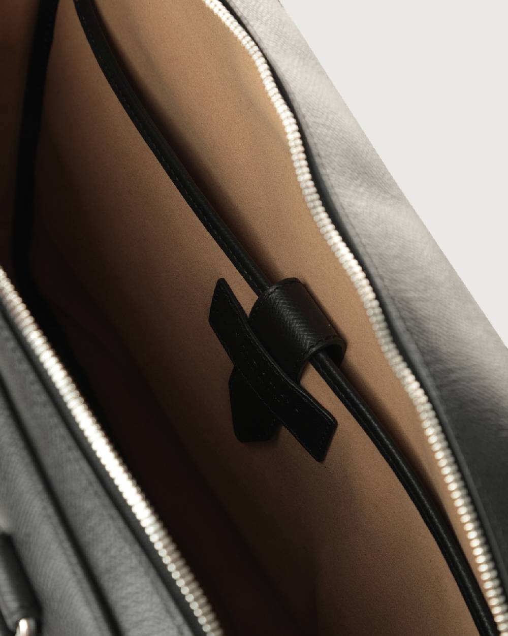 Orciani Borsa a mano Business slim Timeless in pelle palmellata Nuovo