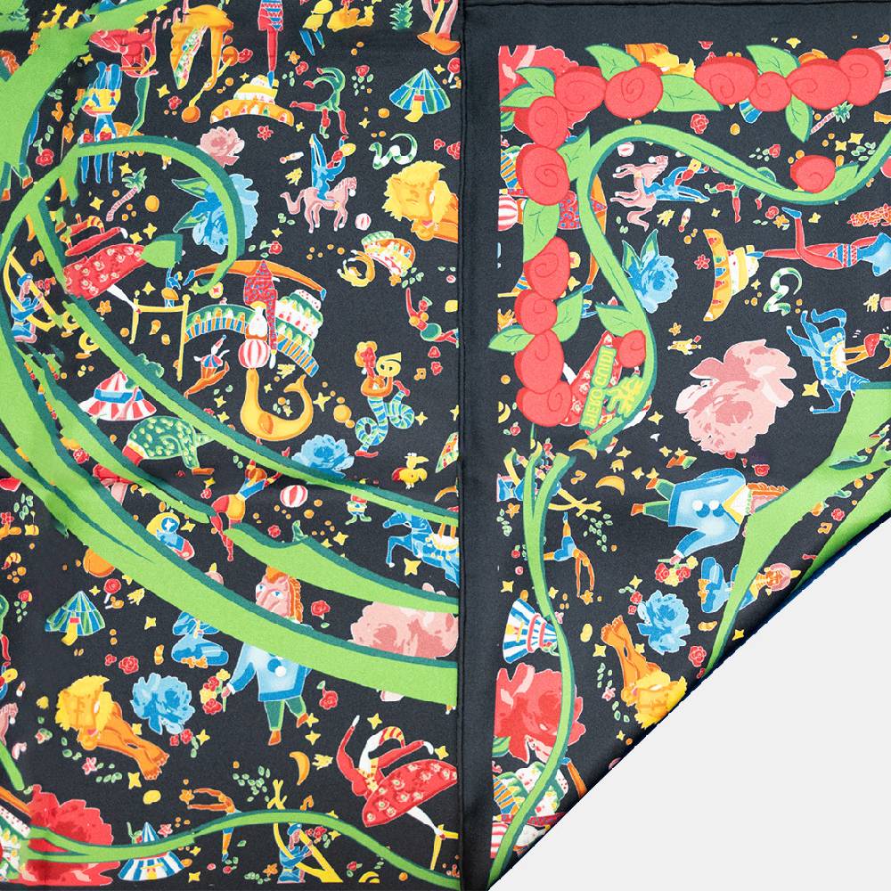 Piero Guidi PIERO GUIDI SILK SCARF "Flower"/ FOULARD IN SETA "Flower" Acquista Ora