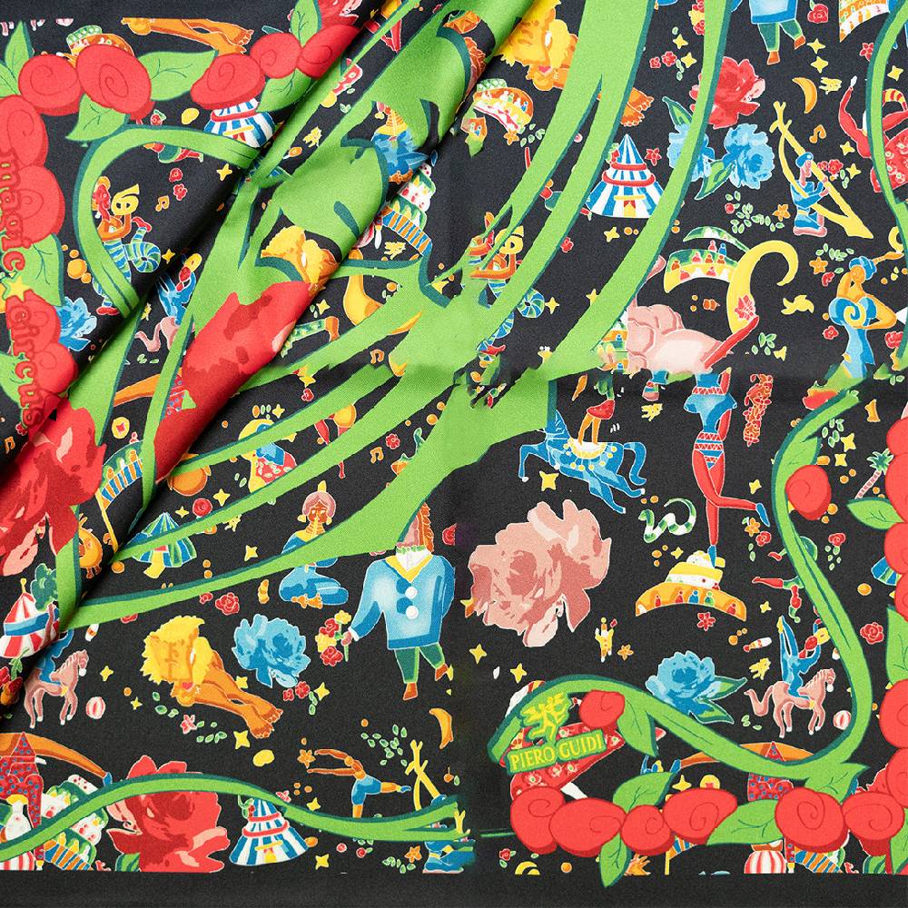 Piero Guidi PIERO GUIDI SILK SCARF "Flower"/ FOULARD IN SETA "Flower" Acquista Ora