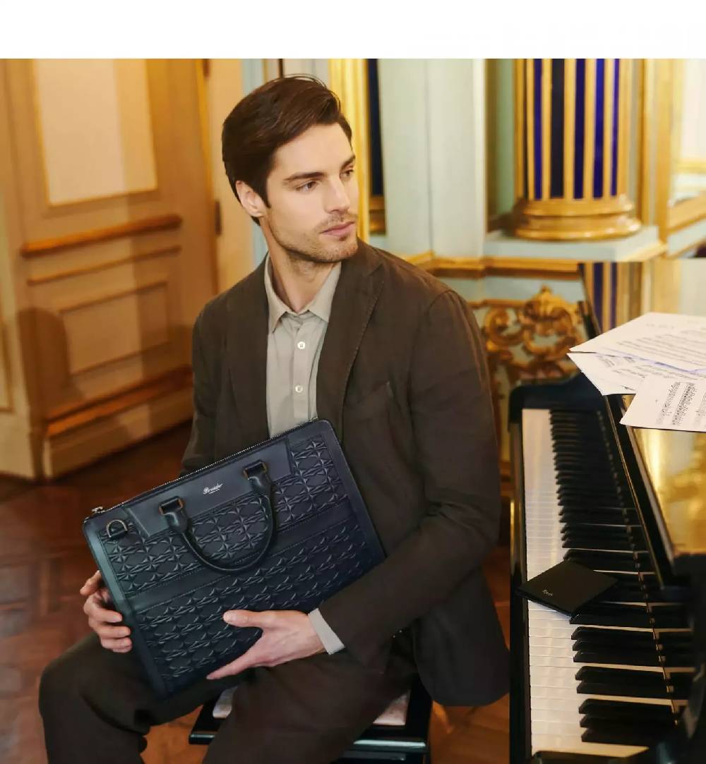 Pineider Slim Briefcase in Embossed Empress In Vendita