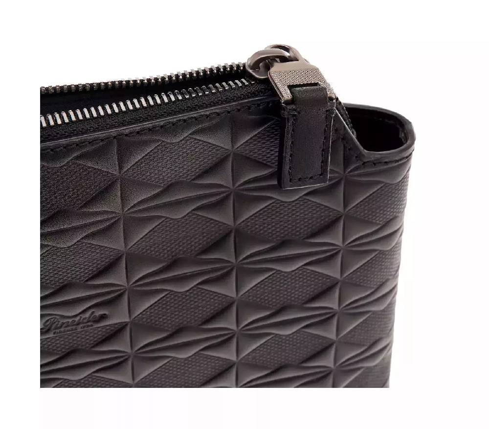Pineider Pouch Medium in Embossed Empress In Vendita