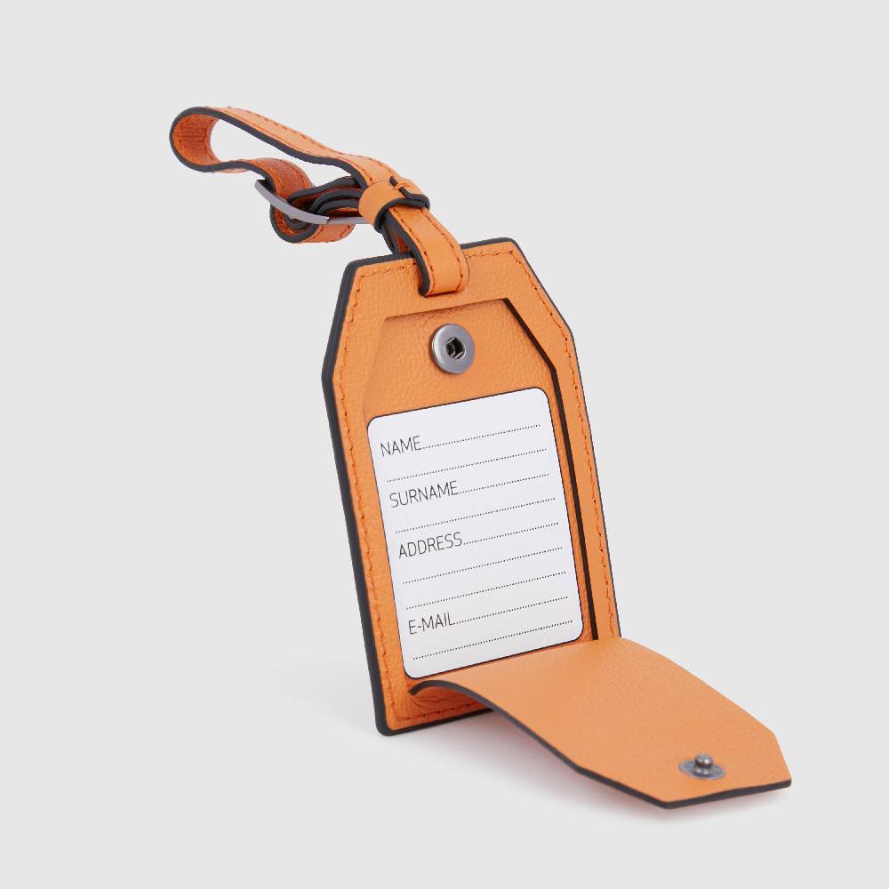 Piquadro Address Tag in pelle con logo PQD inciso Qualità Garantita