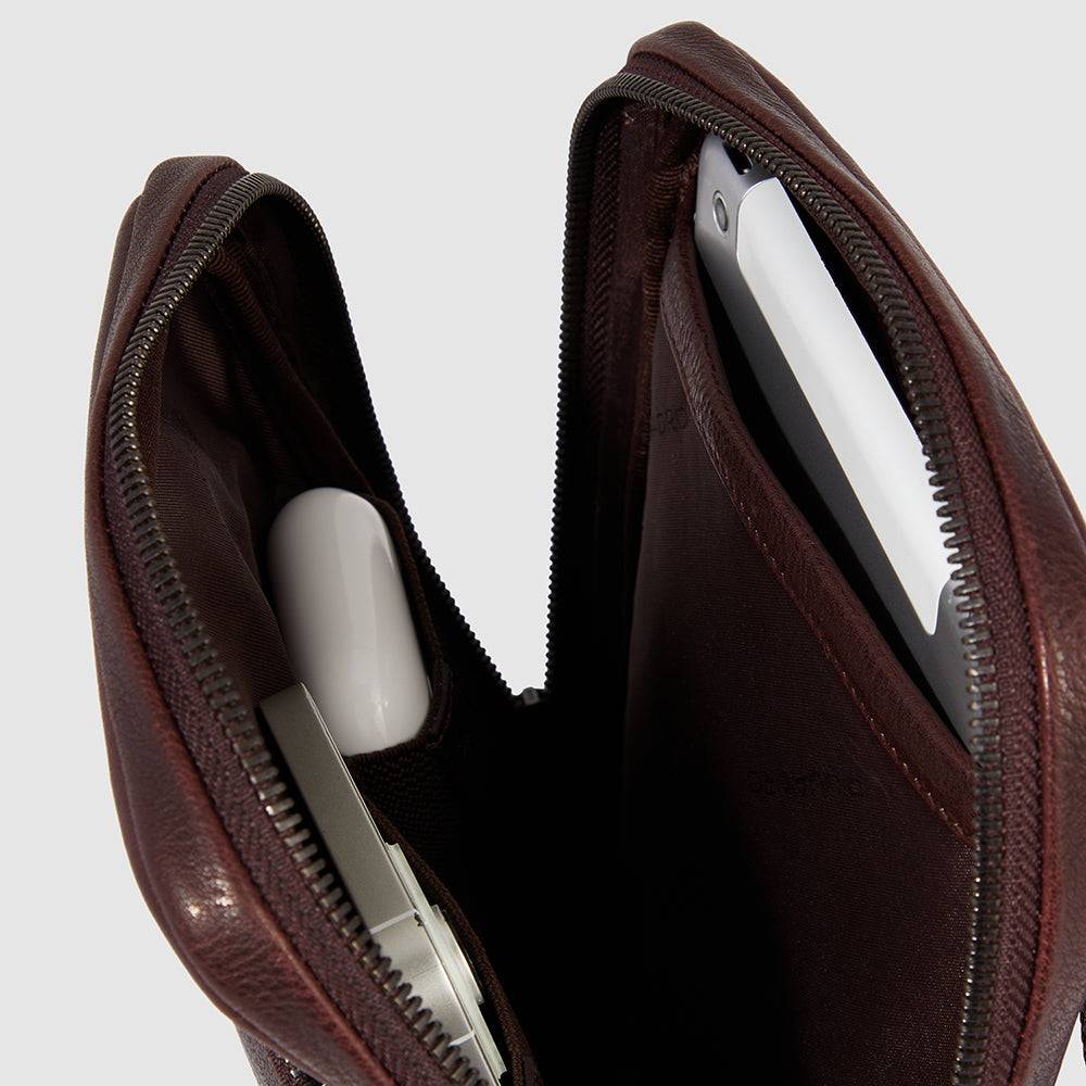 Piquadro Pocket crossbody bag with iPad®mini compartment Sconto
