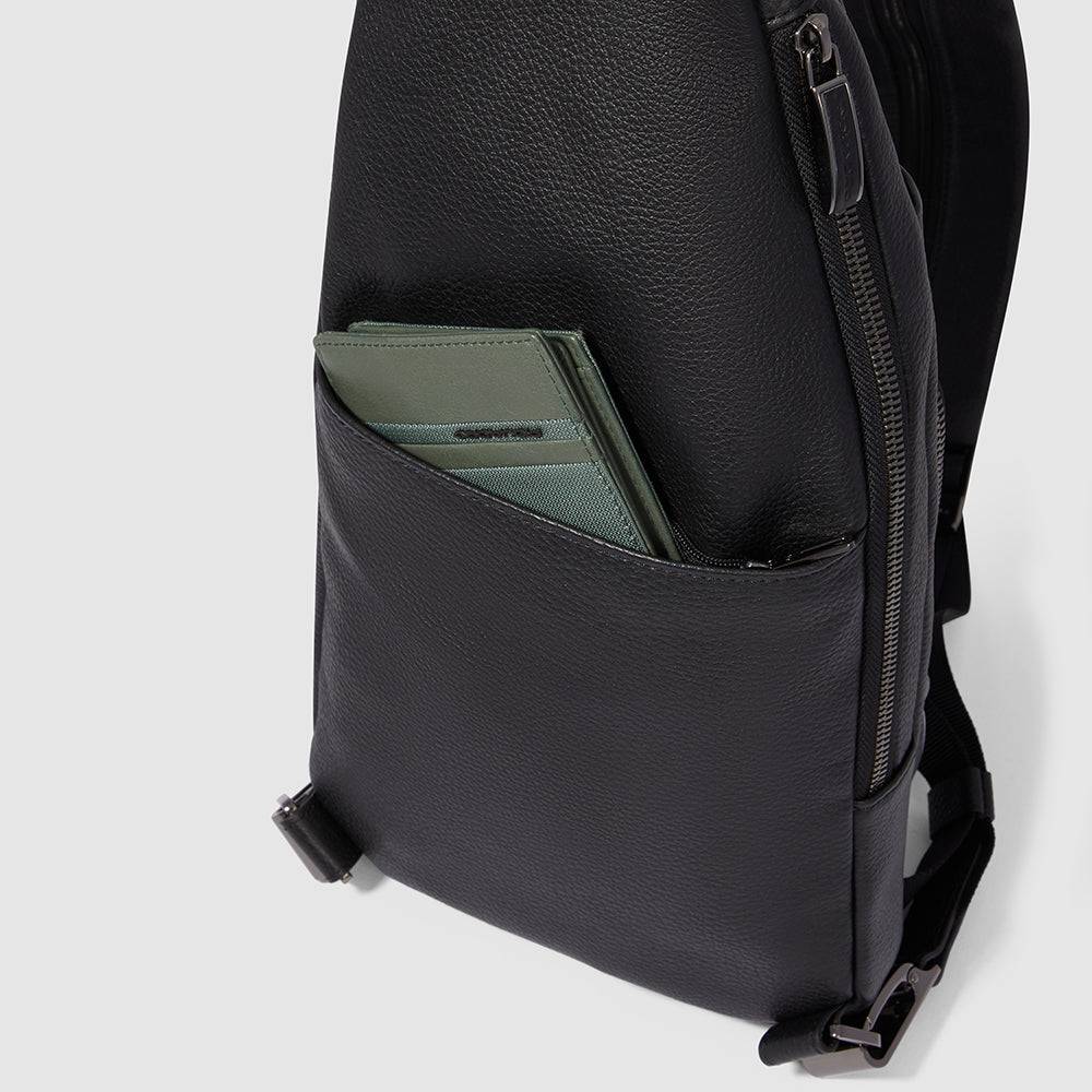 Piquadro Mono sling bag/backpack for iPad®mini Vendita Calda