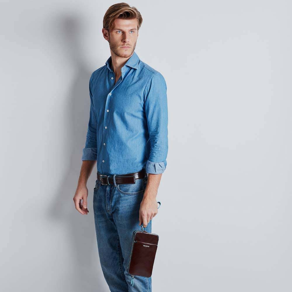 Piquadro Men’s wrist clutch bag with front slip pocket Vendita