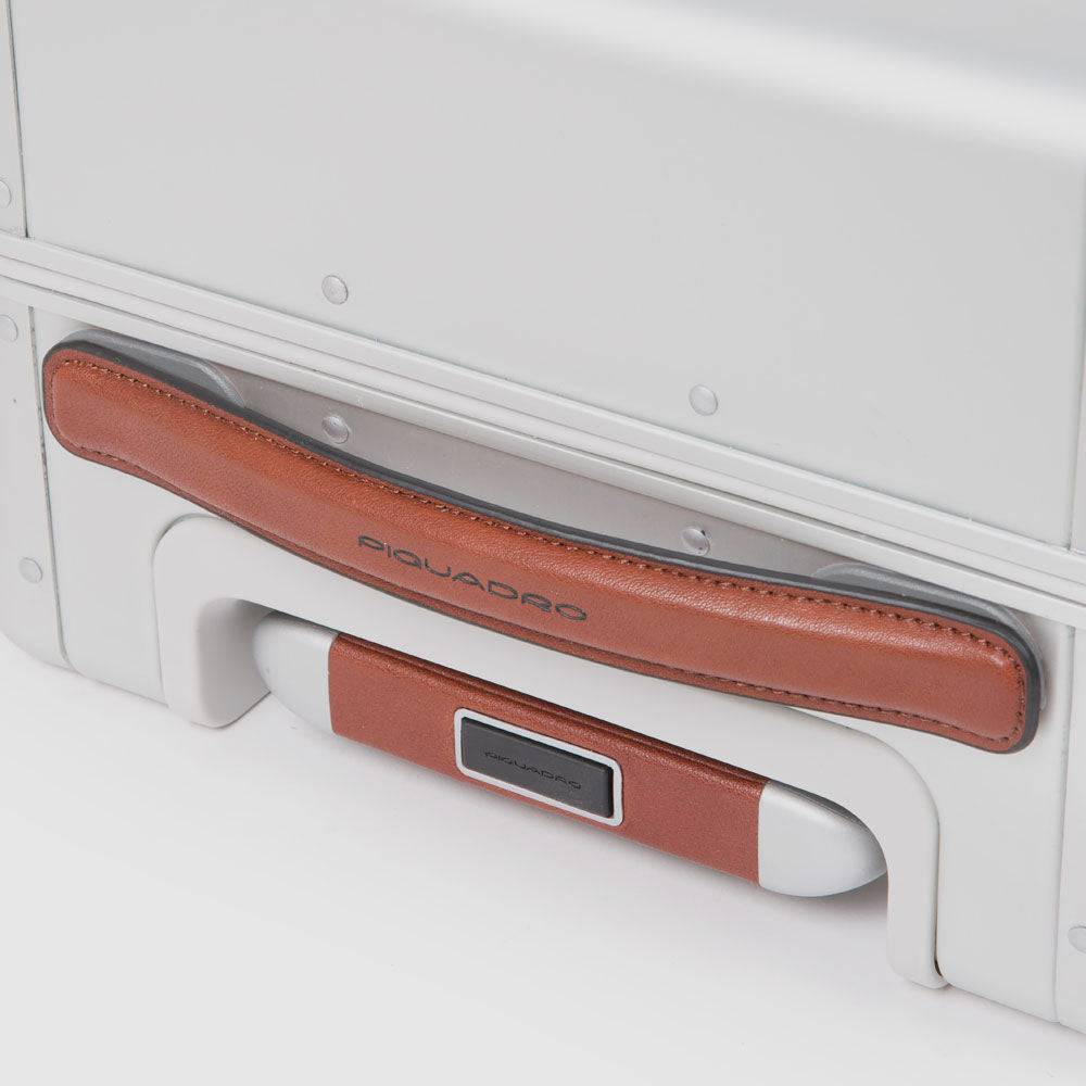 Piquadro Slim cabin size hardside spinner In Saldo