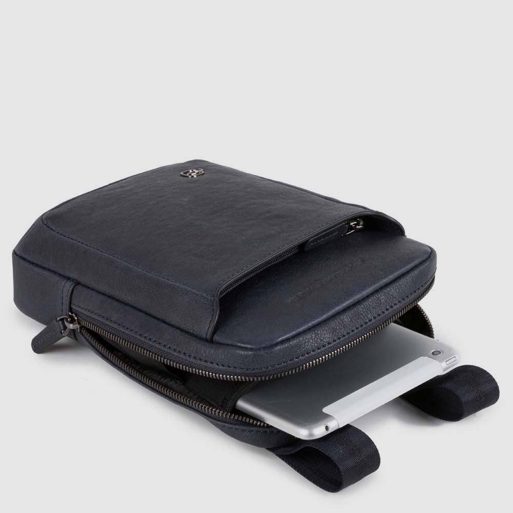Piquadro Pocket crossbody bag with iPad®mini compartment Presa