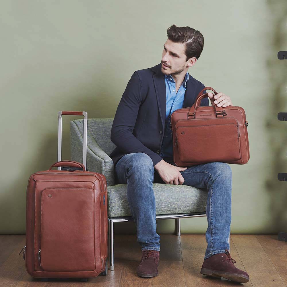 Piquadro Small 10.5"/9.7" laptop and iPad® briefcase Outlet