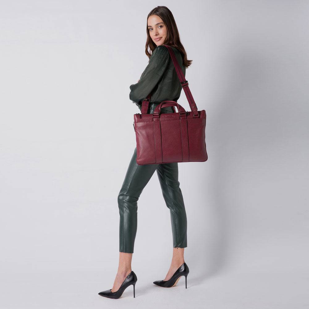Piquadro Expandable, slim computer bag Spedizione Gratuita