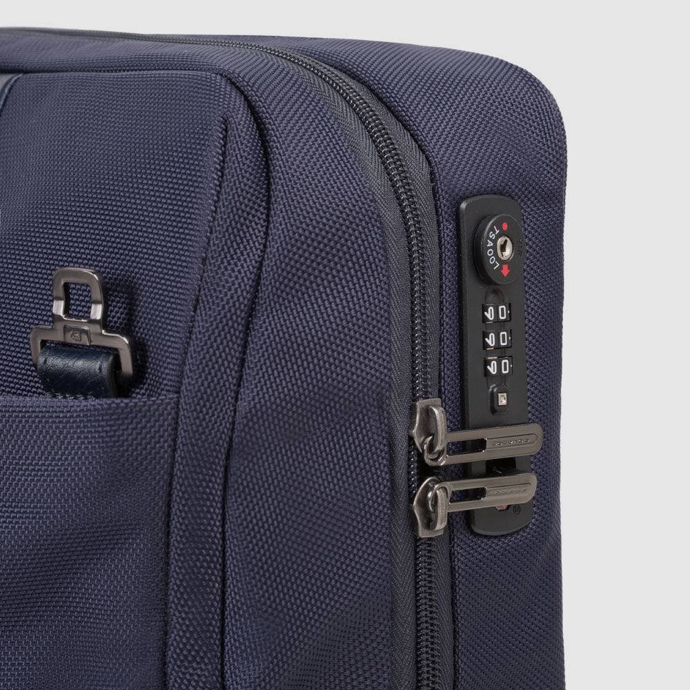 Piquadro Wheeled laptop briefcase 15,6" in recycled fabric Convenienza