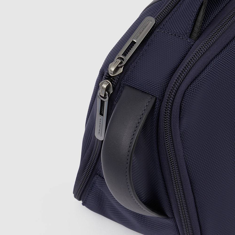 Piquadro Hanging toiletry bag, expandable In Saldo