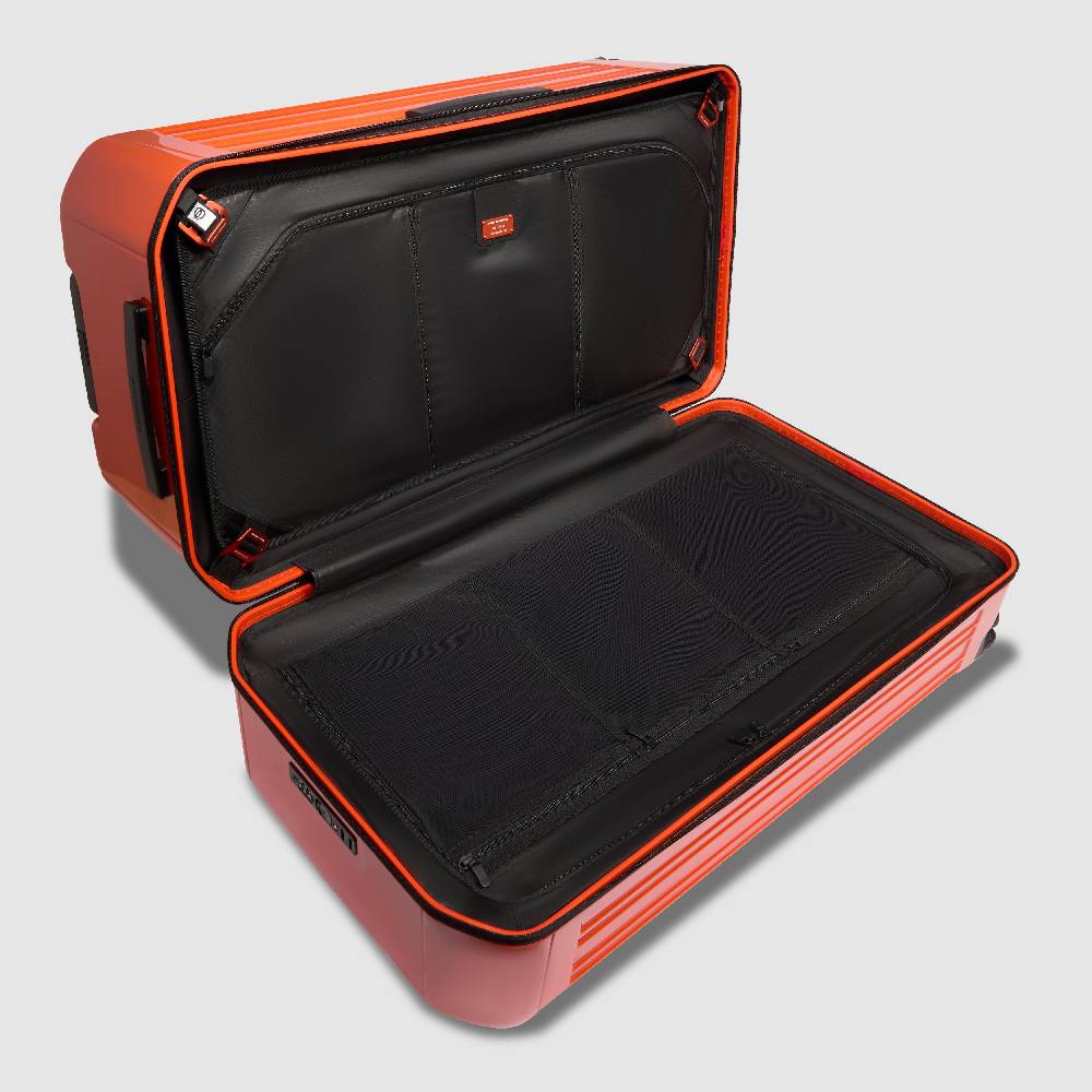 Piquadro Hardside spinner in trunk shape Spedizione Gratuita
