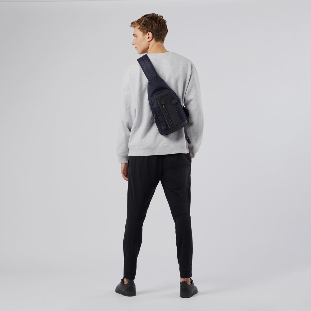 Piquadro Mono sling in recycled fabric with LED light Presa