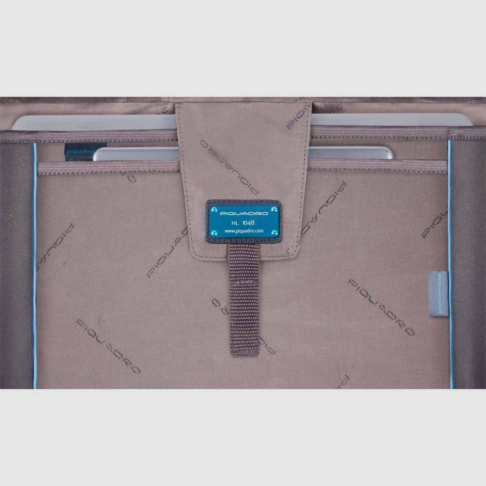 Piquadro Flap-over, expandable computer bag 15" Prezzo Ridotto
