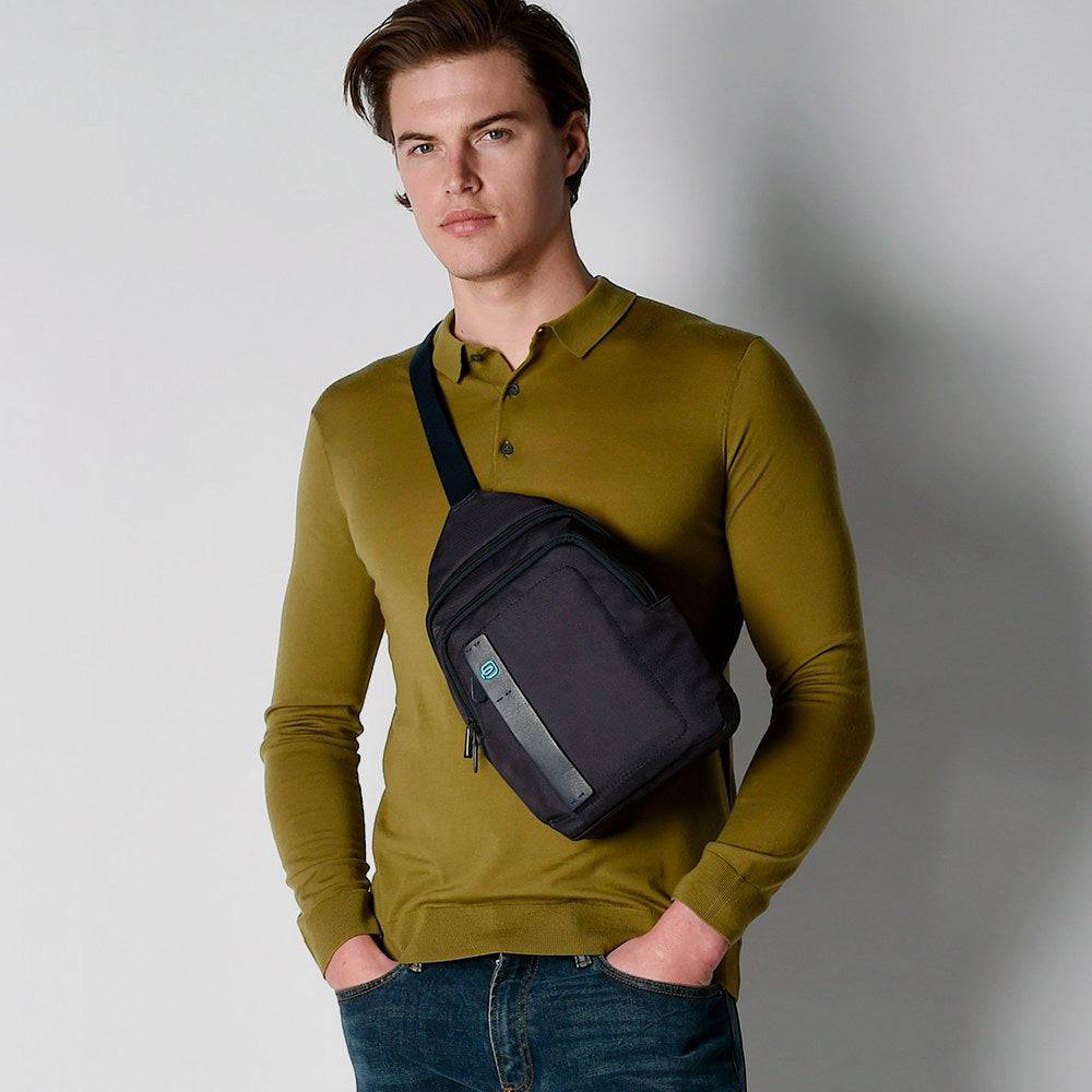 Piquadro iPad®mini mono sling bag In Vendita