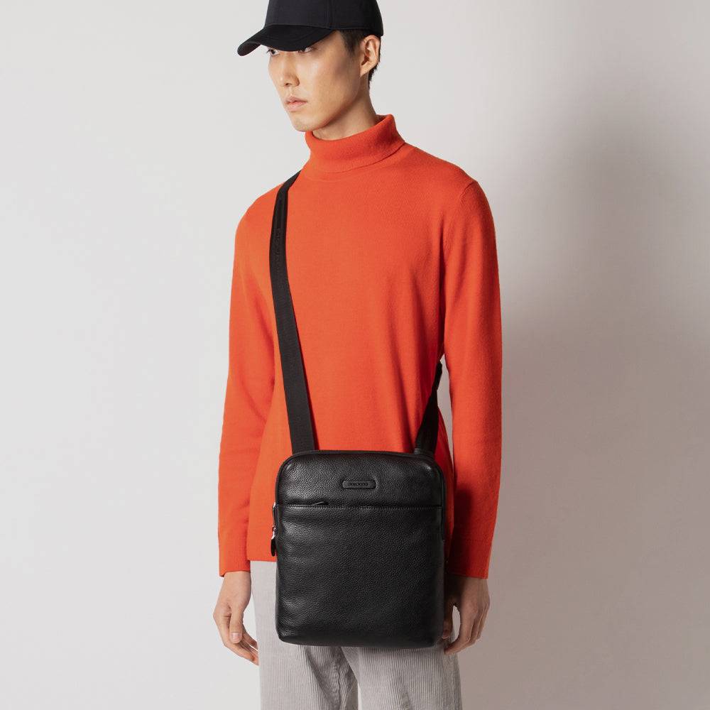 Piquadro Expandable iPad® crossbody bag with front pocket Online