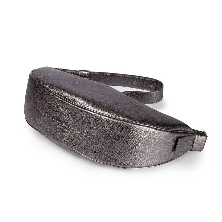 Roberta Gandolfi Micol Banana cross body in vitello martellato metal con tracolla regolabile Consegna Veloce