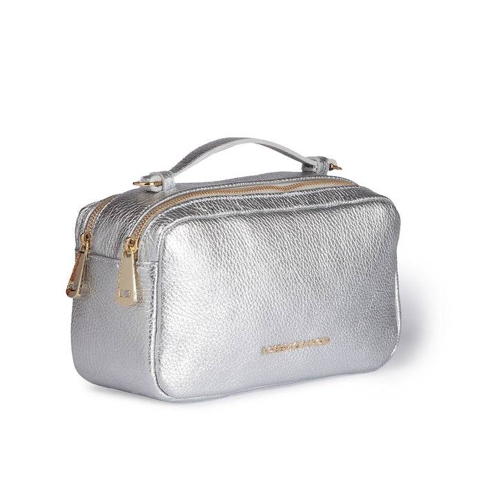 Roberta Gandolfi Brigida camera borsa in pelle con doppio scomparto e tracolla in catena dorata con spallaccio protettivo in pelle Outlet