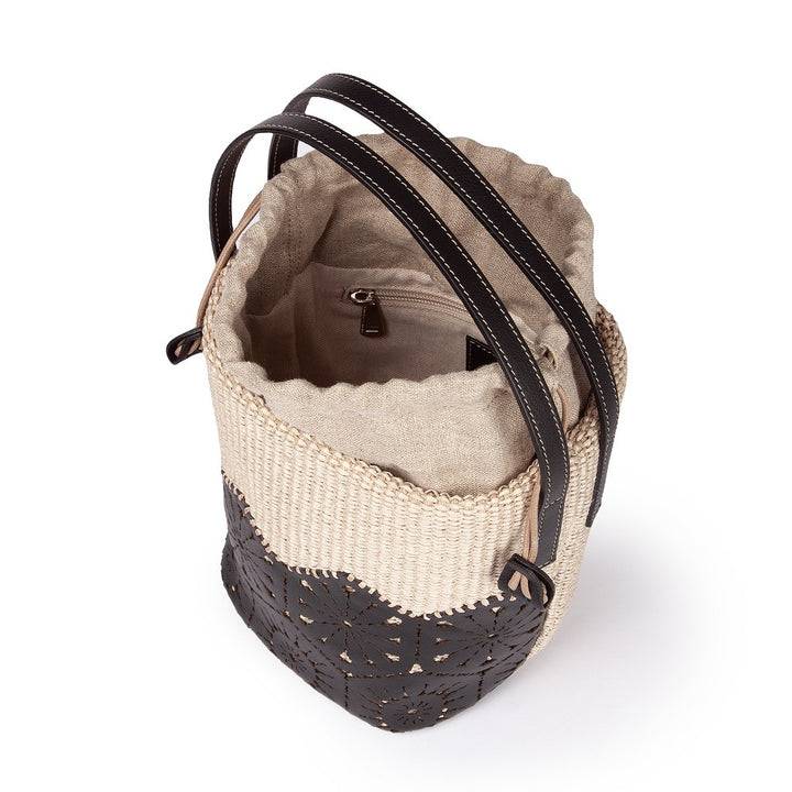 Roberta Gandolfi Giulia Bucket in rafia e pelle il pannello tagliato al laser è interamente cucito a mano con tracolla staccabile Convenienza