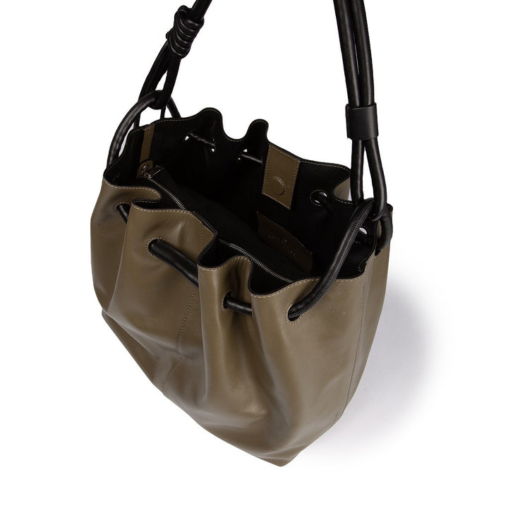 Roberta Gandolfi Gisella Large borsa con doppia portabilità mano o spalla in morbido vitello Offerta
