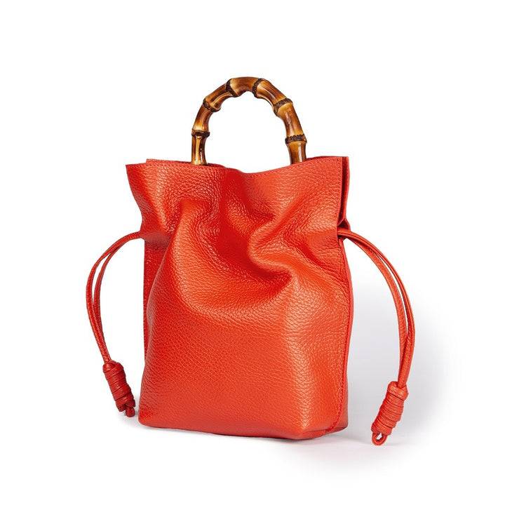 Roberta Gandolfi Silvana small borsa a mano in pelle martellata con manico in vero legno di bambù e tracolla staccabile e regolabile Offerta