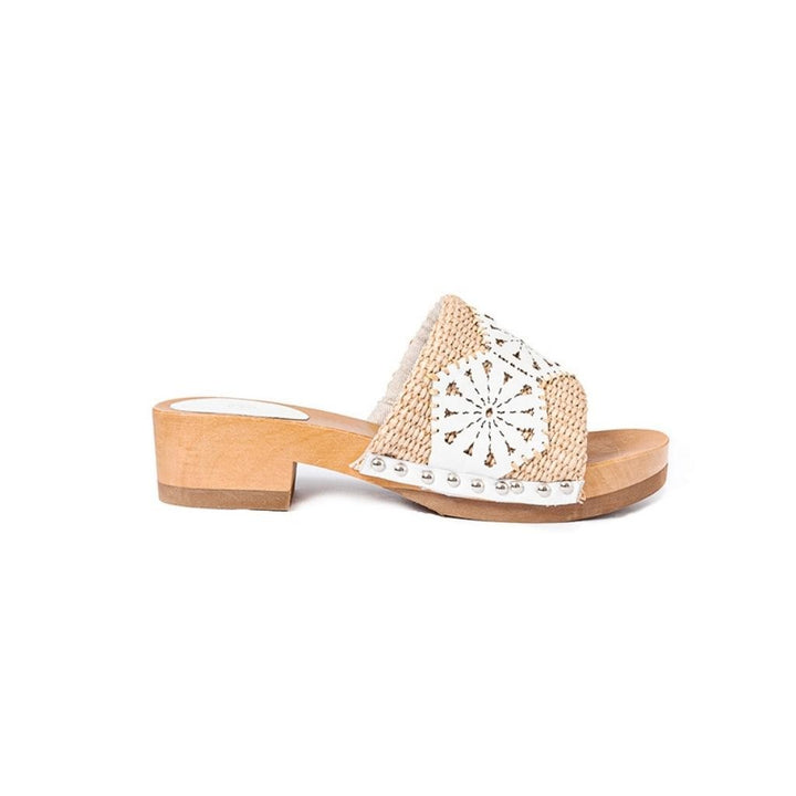 Roberta Gandolfi Sandalo Giulia platform in legno e tomaia in rafia e pelle di vitello laserata con disegno pizzo geometrico In Saldo