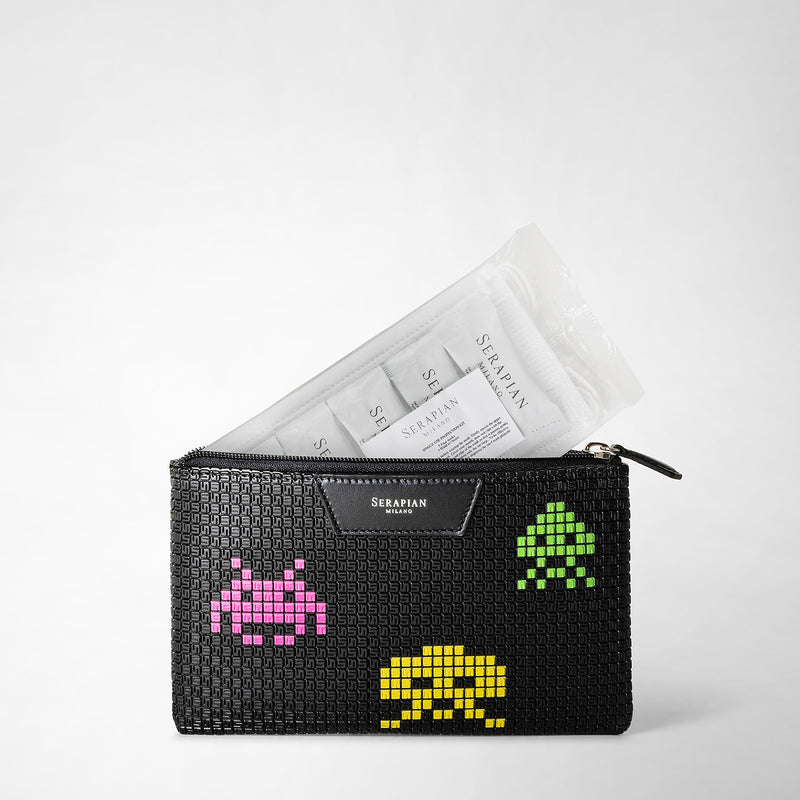 Serapian Pouch con zip in stepan nero space invaders Prezzo Ridotto