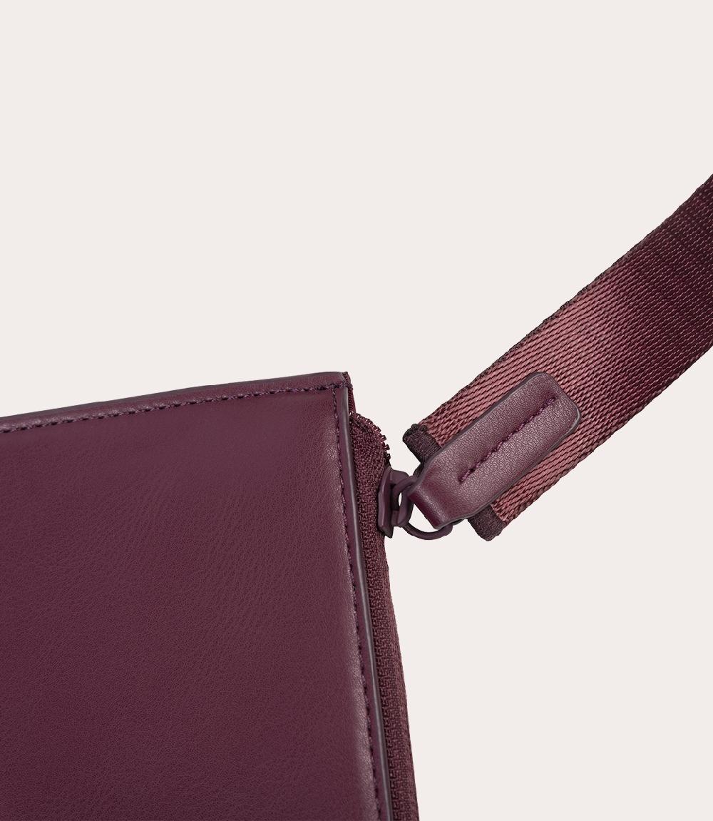 Tucano Custodia per documenti o MacBook fino a 13'' In Linea
