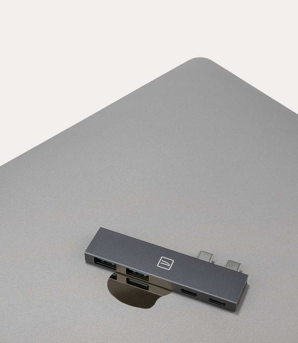 Tucano Hub type-C 4-in-1 con USB 3.0 + USB-C PD per MacBook Pro/Air Promozione