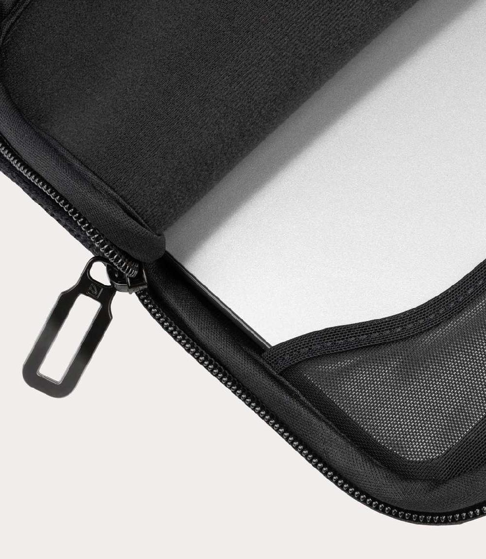 Tucano Second Skin per MacBook Pro 14" Vendite Flash