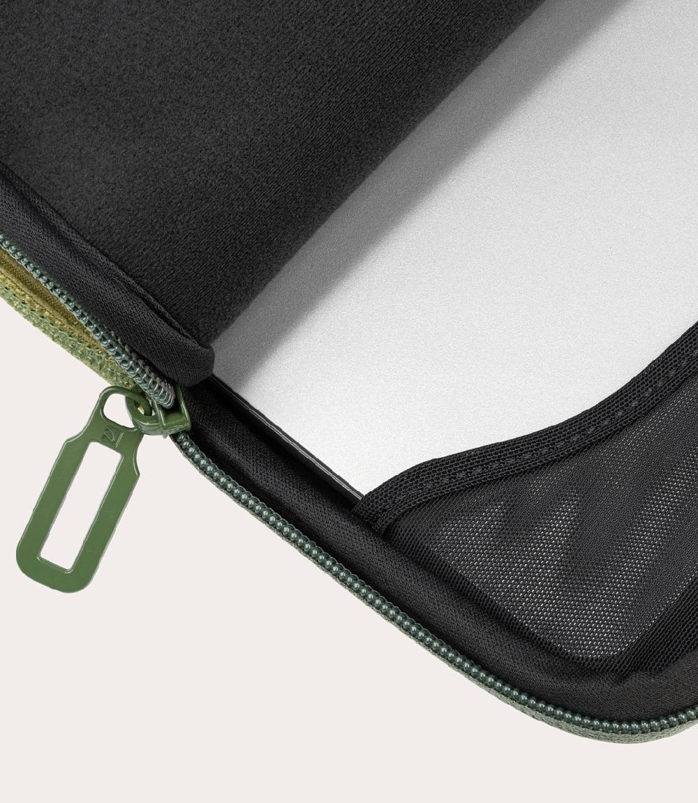 Tucano Second skin per MacBook Pro 16" e laptop 15.6" In Saldo