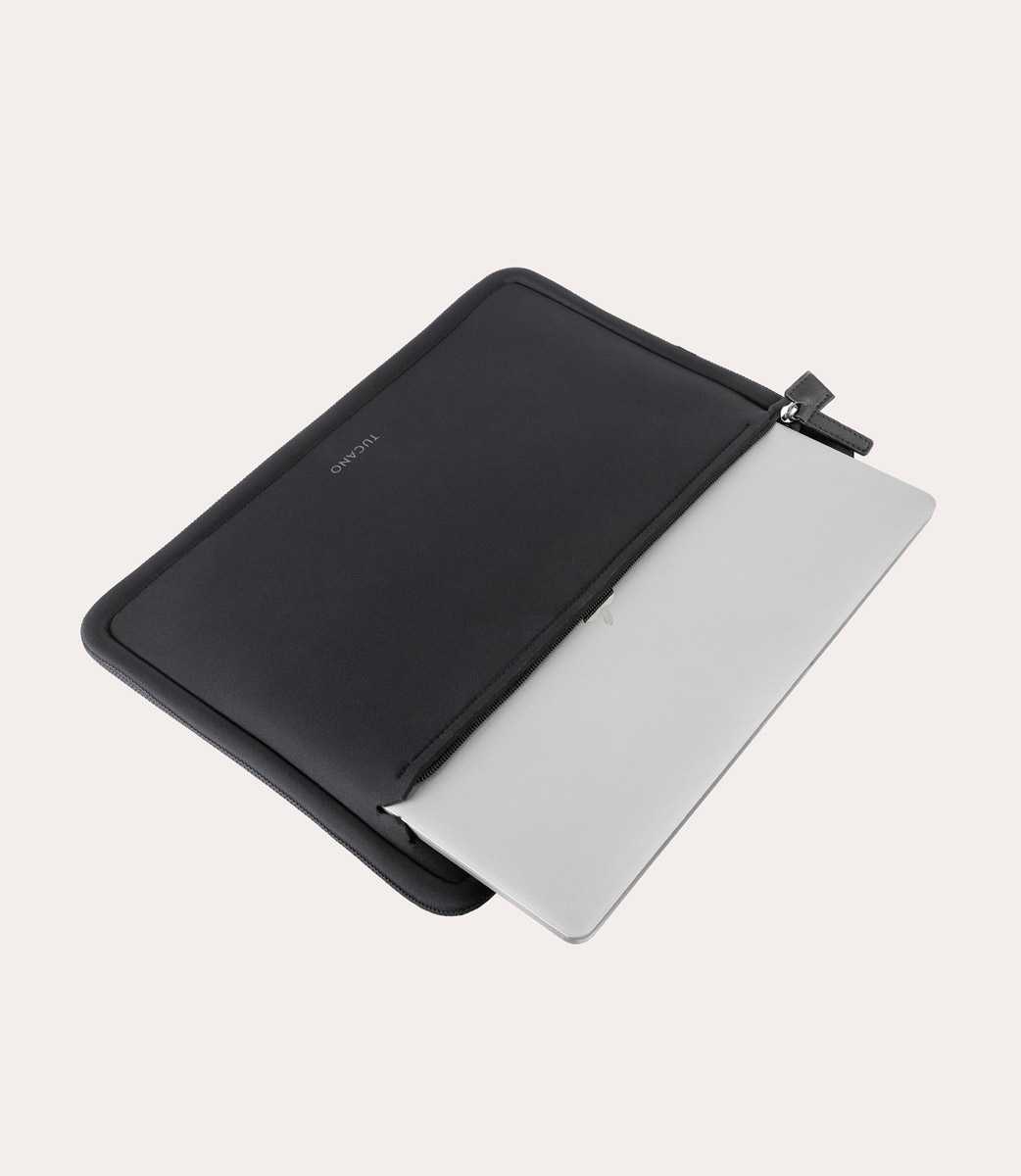 Tucano Second Skin per MacBook Pro 14" Italia