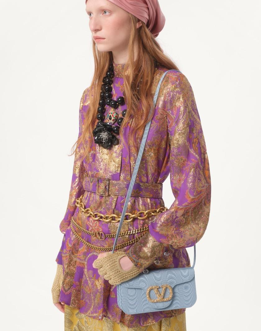 Valentino Handbags Top In Fil Coupe' Lame' Cachemire Apres L'hiver per Donna in Multicolor | Valentino IT Nuovo