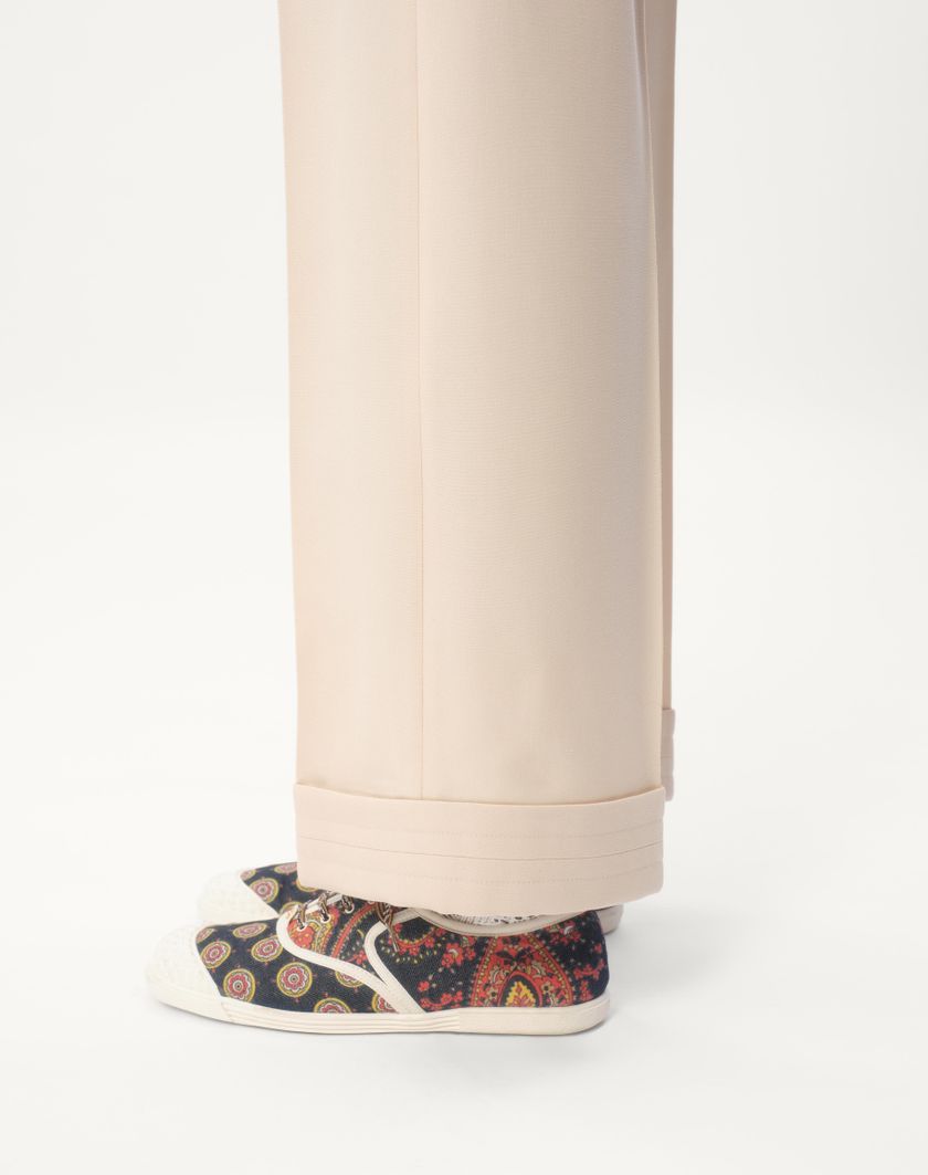 Valentino Handbags Pantalone In Gabardina Di Lana Con Risvolto per Uomo in Burro | Valentino IT In Vendita