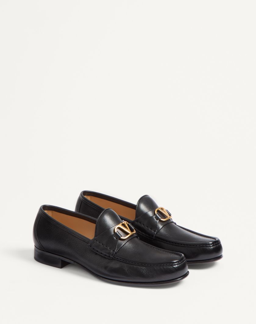 Valentino Handbags Mocassino Vlogo Signature In Bufalo per Uomo in Bark Brown | Valentino IT 2025