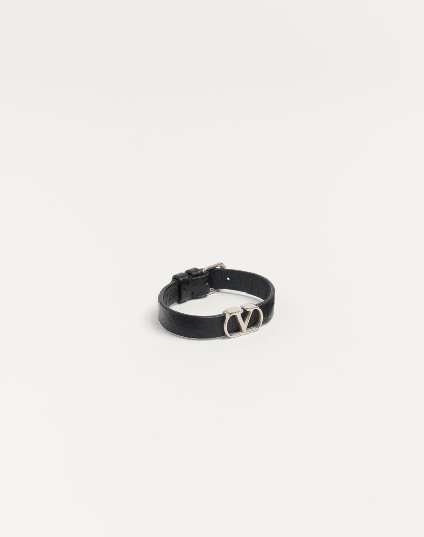 Valentino Handbags Bracciale Vlogo Signature In Vitello Granato per Uomo in Nero | Valentino IT Promozione