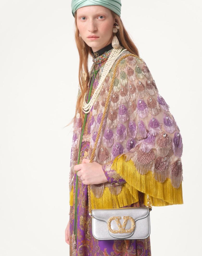 Valentino Handbags Abito Lungo In Fil Coupe' Lame' Cachemire Apres L'hiver Ricamato per Donna in Multicolor | Valentino IT In Linea