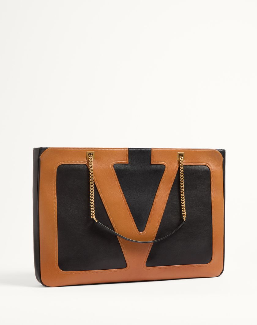 Valentino Handbags Borsa Shopping Grande Valentino Garavani Viva Superstar In Nappa per Uomo in Nero/spezia | Valentino IT 2025