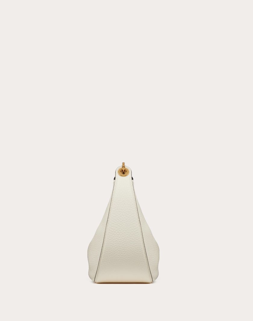 Valentino Handbags Hobo Piccola Vlogo Moon Bag In Vitello Granato Con Catena per Donna in Avorio | Valentino IT Presa