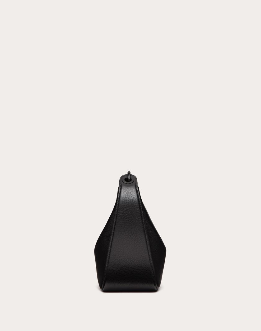Valentino Handbags Hobo Piccola Vlogo Moon Bag In Vitello Granato Con Catena per Donna in Nero | Valentino IT Promozione temporanea